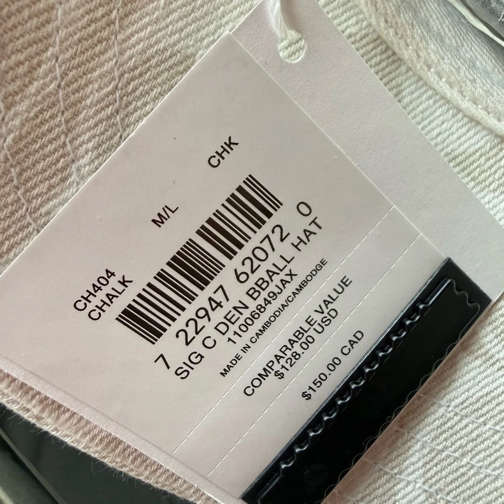 NWT! Authentic Coach baseball hat, brand new with store tag. - Picture 4 of 4